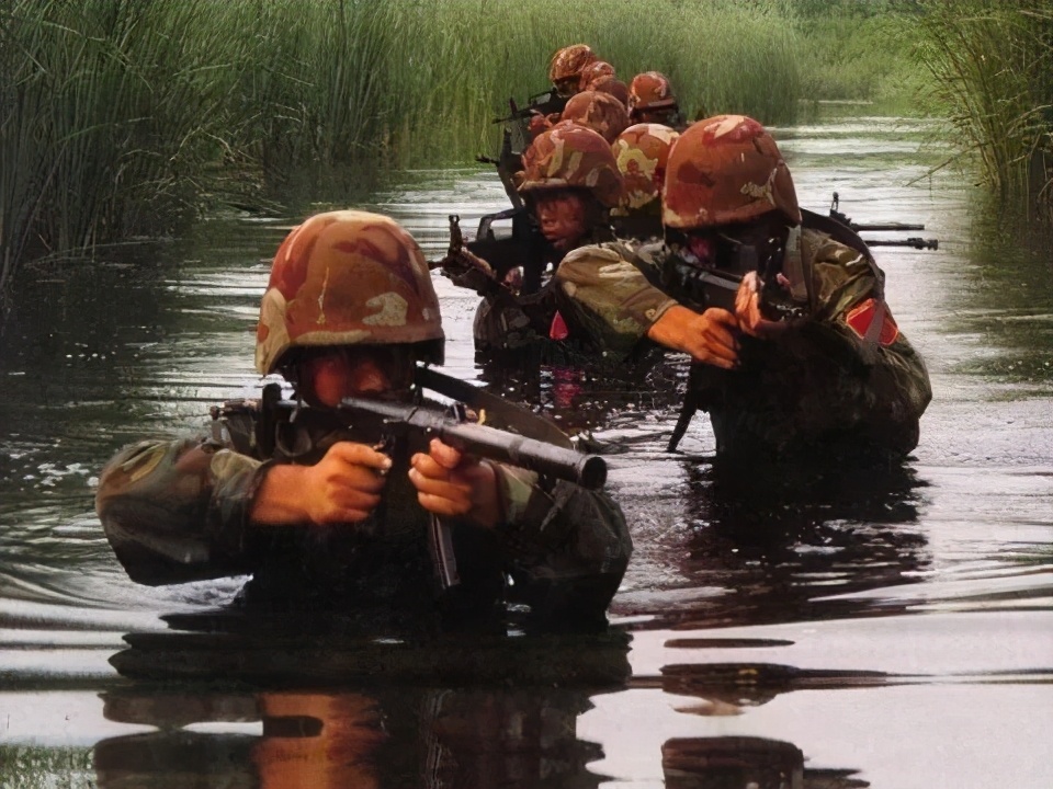 一位轉(zhuǎn)業(yè)后的特種兵，辦農(nóng)場(chǎng)種瓜菜，靠1個(gè)優(yōu)點(diǎn)，年賺200萬(wàn)